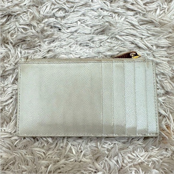 Yves Saint Laurent Ivory Chevron Wallet with Gold Logo - Picture 3 of 9